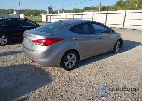2013 Hyundai Elantra Gls z USA, uszkodzony, nr VIN KMHDH4AE0DU735499